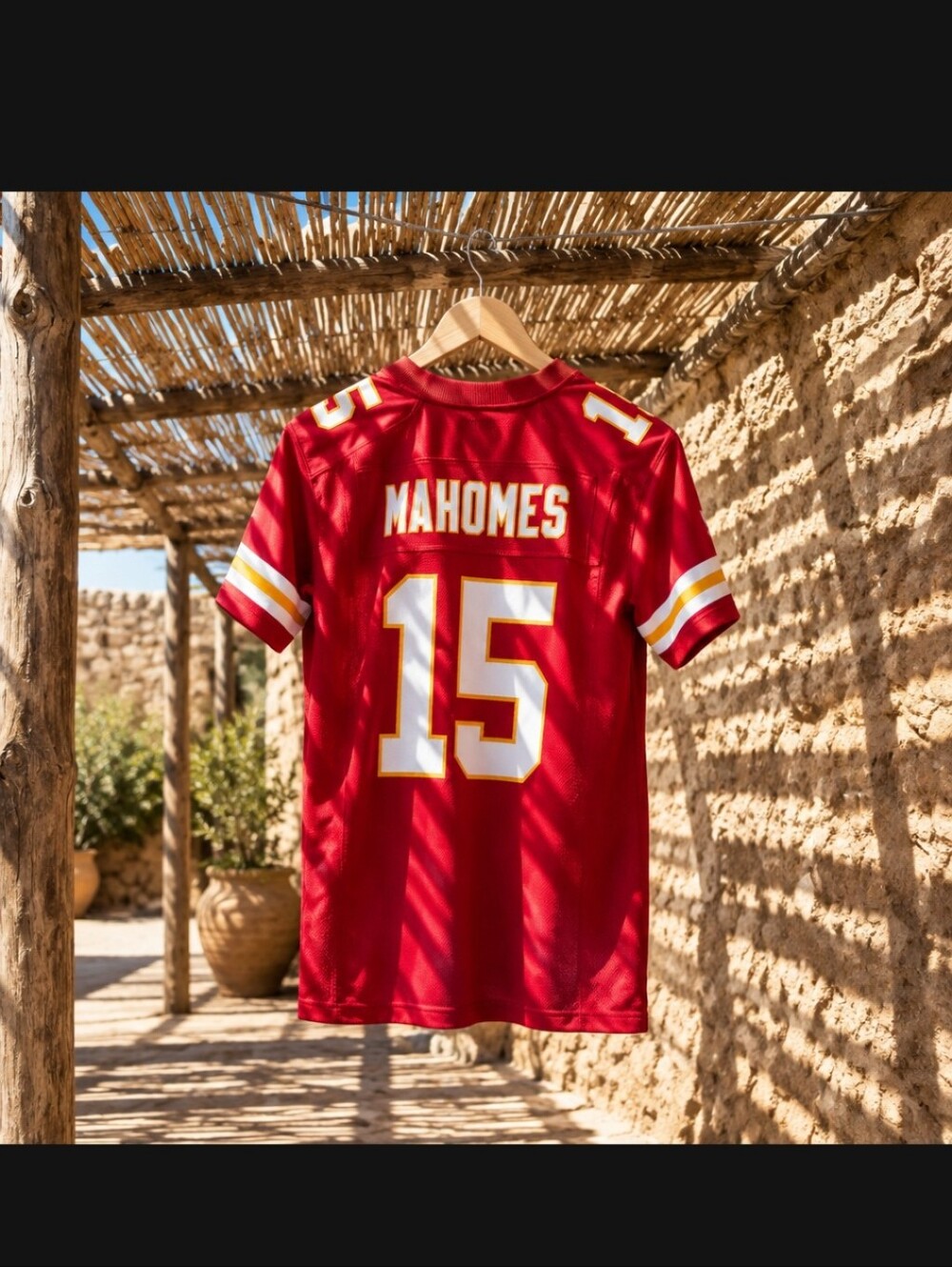 #23 Mahomes NFL Nike Football Jersey NWOT Size S Pit To Pit 17"-19' 22" Length